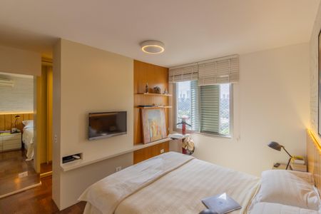 Apartamento à venda com 165m², 3 quartos e 4 vagasSuíte