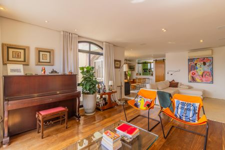 Apartamento à venda com 165m², 3 quartos e 4 vagasSala