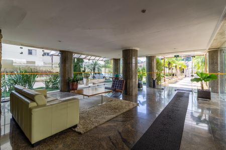 Apartamento à venda com 165m², 3 quartos e 4 vagasÁrea comum - Hall Social