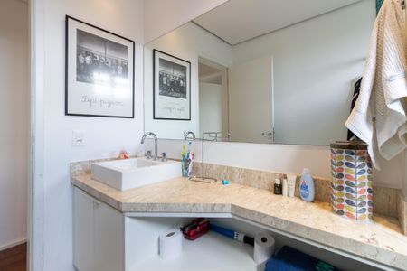 Apartamento à venda com 165m², 3 quartos e 4 vagasBanheiro Social