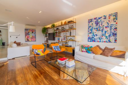 Sala de apartamento à venda com 3 quartos, 165m² em Pinheiros, São Paulo