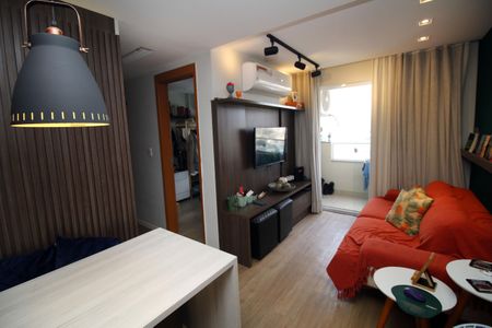 Sala de apartamento para alugar com 2 quartos, 48m² em Irajá, Rio de Janeiro