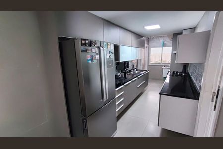 Apartamento à venda com 145m², 4 quartos e 2 vagasCozinha