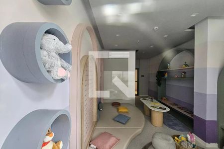 Studio à venda com 27m², 1 quarto e sem vaga Studio à venda com 27m², 1 quarto e sem vagaBrinquedoteca