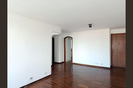 Apartamento à venda com 94m², 2 quartos e 1 vaga Apartamento à venda com 94m², 2 quartos e 1 vagaSala de estar