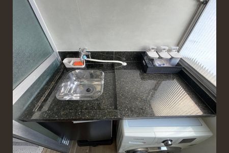 Apartamento à venda com 60m², 3 quartos e 1 vaga Apartamento à venda com 60m², 3 quartos e 1 vagaÁrea de Serviço