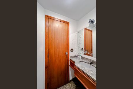 Apartamento à venda com 153m², 3 quartos e 2 vagasLavabo