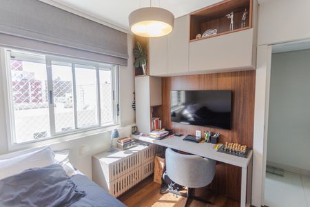 Apartamento à venda com 130m², 3 quartos e 3 vagasSuíte 3