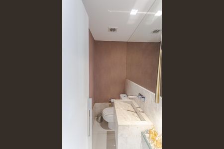 Apartamento à venda com 130m², 3 quartos e 3 vagasLavabo