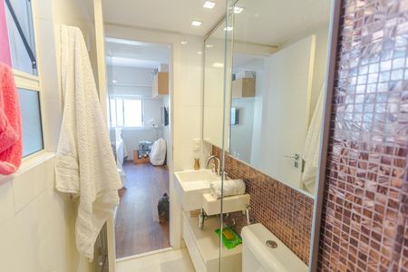 Apartamento à venda com 130m², 3 quartos e 3 vagasBanheiro da Suíte 2