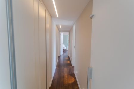 Apartamento à venda com 130m², 3 quartos e 3 vagasCorredor