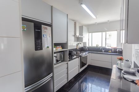 Apartamento à venda com 130m², 3 quartos e 3 vagasCozinha