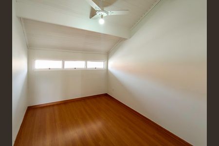 Casa à venda com 108m², 4 quartos e 1 vagaQuarto 3