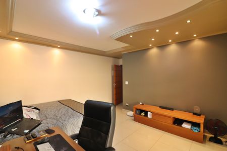 Casa à venda com 370m², 3 quartos e 8 vagasSuíte 1