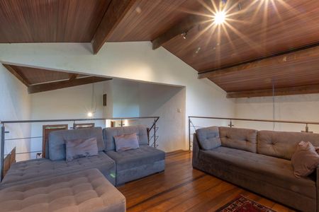 Casa de condomínio à venda com 467m², 2 quartos e 4 vagas Casa de condomínio à venda com 467m², 2 quartos e 4 vagasSala