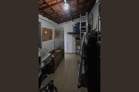 Casa à venda com 140m², 3 quartos e 2 vagas Casa à venda com 140m², 3 quartos e 2 vagasEdicula