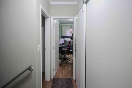 Casa à venda com 140m², 3 quartos e 2 vagas Casa à venda com 140m², 3 quartos e 2 vagasCorredor