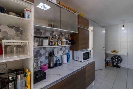 Apartamento para alugar com 115m², 3 quartos e 2 vagas Apartamento para alugar com 115m², 3 quartos e 2 vagasCozinha