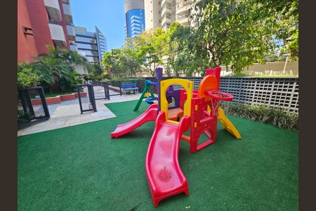 Apartamento à venda com 55m², 2 quartos e 2 vagasÁrea comum - Playground