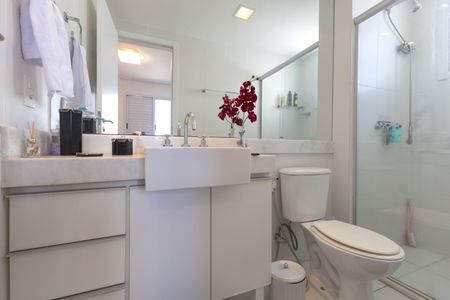 Apartamento à venda com 86m², 3 quartos e 2 vagasBanheiro da Suíte 1