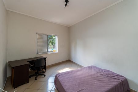 Casa para alugar com 170m², 3 quartos e 2 vagas Casa para alugar com 170m², 3 quartos e 2 vagasQuarto 2