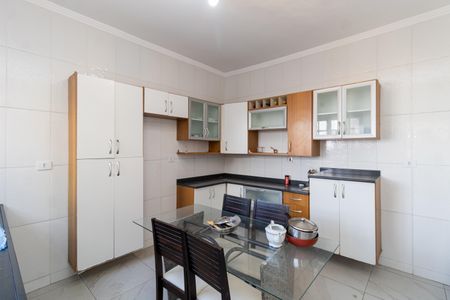 Casa para alugar com 170m², 3 quartos e 2 vagas Casa para alugar com 170m², 3 quartos e 2 vagasCozinha