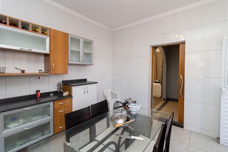 Casa para alugar com 170m², 3 quartos e 2 vagas Casa para alugar com 170m², 3 quartos e 2 vagasCozinha