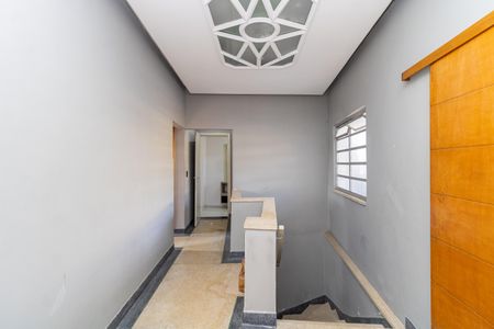 Casa para alugar com 170m², 3 quartos e 2 vagas Casa para alugar com 170m², 3 quartos e 2 vagasHall de entrada