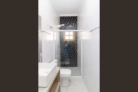 Casa para alugar com 170m², 3 quartos e 2 vagas Casa para alugar com 170m², 3 quartos e 2 vagasBanheiro Social