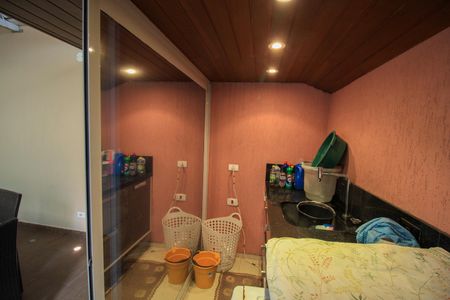 Casa à venda com 287m², 4 quartos e 4 vagasÁrea de Serviço