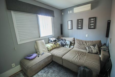 Casa à venda com 287m², 4 quartos e 4 vagasQuarto 