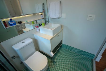 Casa à venda com 287m², 4 quartos e 4 vagasBanheiro da Suíte 2