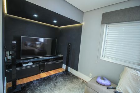 Casa à venda com 287m², 4 quartos e 4 vagasQuarto 