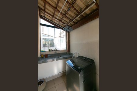 Apartamento à venda com 100m², 2 quartos e 1 vaga Apartamento à venda com 100m², 2 quartos e 1 vagaÁrea de Serviço