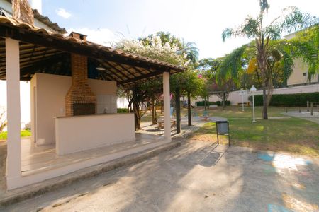 Apartamento à venda com 100m², 2 quartos e 1 vaga Apartamento à venda com 100m², 2 quartos e 1 vagaÁrea comum