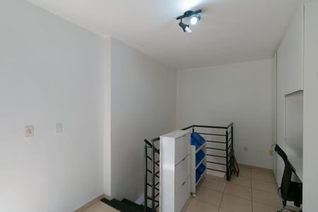 Apartamento à venda com 100m², 2 quartos e 1 vaga Apartamento à venda com 100m², 2 quartos e 1 vagaEscritório