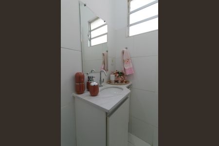 Apartamento à venda com 100m², 2 quartos e 1 vaga Apartamento à venda com 100m², 2 quartos e 1 vagaBanheiro do escritório