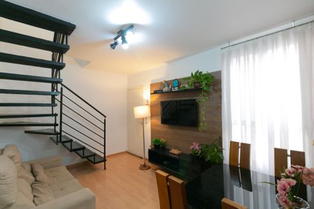 Sala de apartamento à venda com 2 quartos, 100m² em Serrano , Belo Horizonte