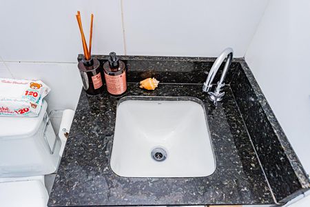 Apartamento para alugar com 44m², 2 quartos e 1 vaga Apartamento para alugar com 44m², 2 quartos e 1 vagaBanheiro