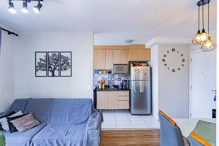 Sala de apartamento para alugar com 2 quartos, 44m² em Vila Souza, São Paulo