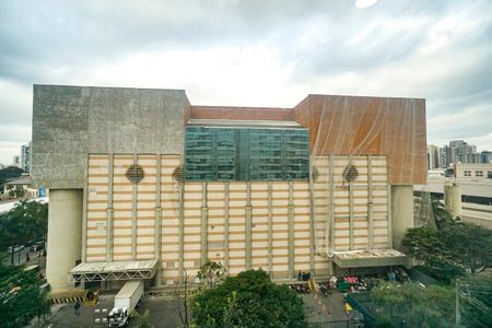 Apartamento à venda com 80m², 2 quartos e 2 vagas Apartamento à venda com 80m², 2 quartos e 2 vagasVista da Varanda