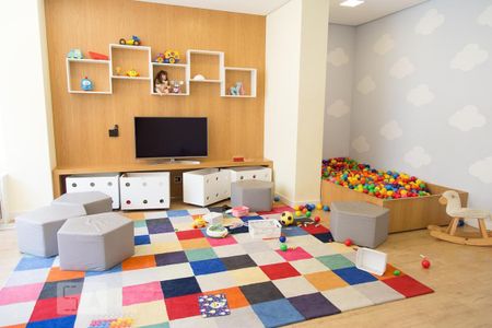 Apartamento à venda com 80m², 2 quartos e 2 vagas Apartamento à venda com 80m², 2 quartos e 2 vagasÁrea comum - Salão de jogos