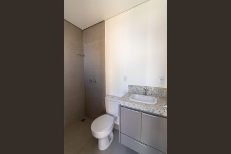 Casa de condomínio para alugar com 168m², 3 quartos e 2 vagasBanheiro da Suíte 2