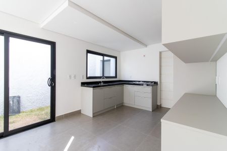 Sala de casa de condomínio para alugar com 3 quartos, 168m² em Chácara Primavera, Campinas