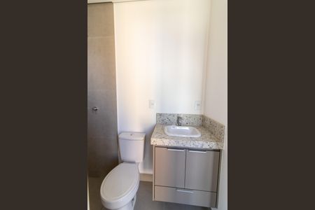 Casa de condomínio para alugar com 168m², 3 quartos e 2 vagasBanheiro da Suíte 2