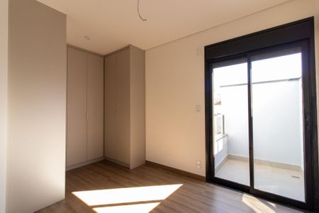 Casa de condomínio para alugar com 168m², 3 quartos e 2 vagasSuite 1