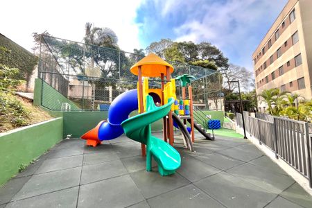 Apartamento para alugar com 62m², 3 quartos e 1 vagaÁrea comum - Playground