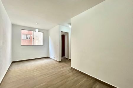 Sala de apartamento para alugar com 3 quartos, 62m² em Jardim Oriental, São Paulo