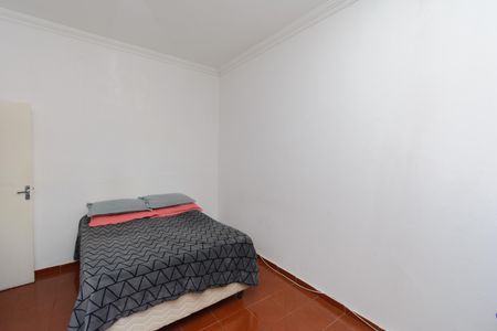 Casa à venda com 416m², 3 quartos e 4 vagas Casa à venda com 416m², 3 quartos e 4 vagasCasa 1 - Quarto 2