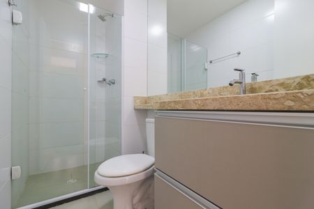 Apartamento à venda com 47m², 2 quartos e 1 vaga Apartamento à venda com 47m², 2 quartos e 1 vagaBanheiro